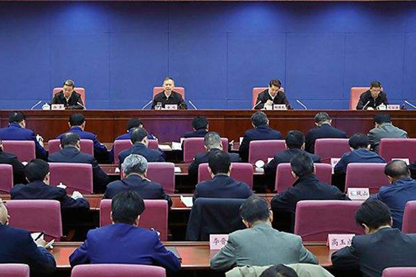 國務院安委辦、應急管理部召開全國煤礦安 全生產工作緊急視頻會議強調 深刻吸取煤礦重大事故教訓 舉一反三抓好風險防控 確保歲末年初安 全形勢穩(wěn)定